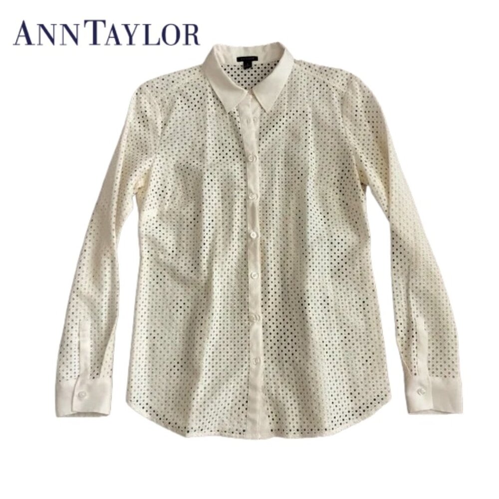 Ann Taylor Open Work White Fitted Blouse, Sz 4, EUC